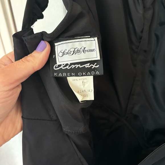 Vintage Saks Fifth Ave. Black Peplum Dress 👗 🖤 - Picture 9 of 11